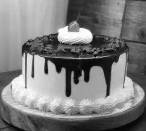 Chocolate Cake(1Pound)
