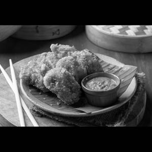 Kurkure Chicken Momos [6 Pieces]