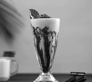 Oreo Milk Shake