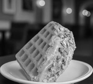 Kunafa Waffle
