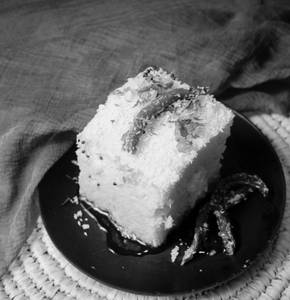 Dhokla [2 Pieces]