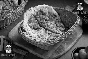 Aloo Pyaz Paratha