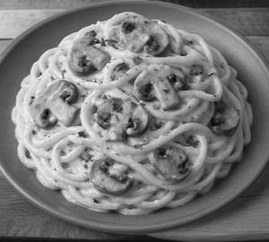 Creamy Mushroom Spaghetti
