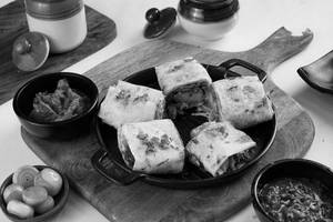 Achari Chaap Roll
