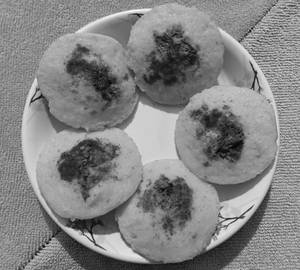 Fermented  Dhokla  (5  Pieces)