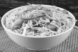 Kolkata Style Hakka Chowmin