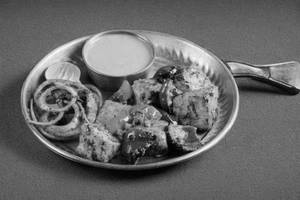Achari Paneer Tikka