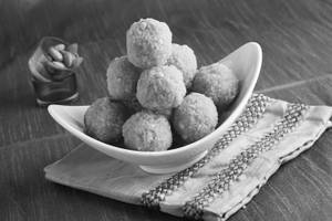 Motichoor Ladoo