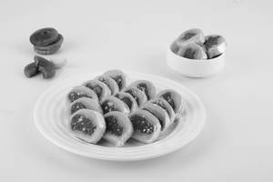 Anjeer Roll