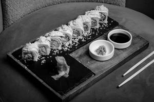 Crispy Cado Sushi(8 Piece)