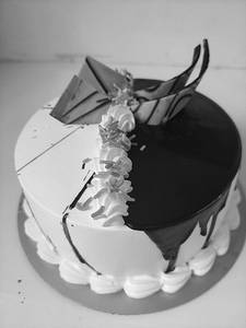 Choco Vanilla Cake