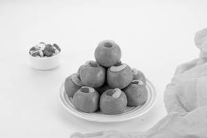 Sohan Moog Ladoo