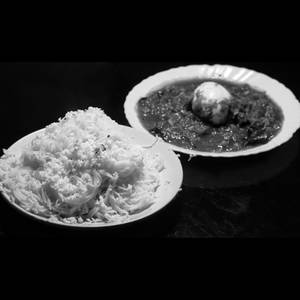 Idiyappam Egg Curry Combo