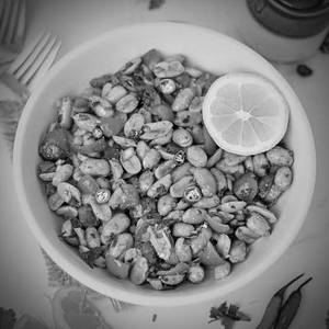 Congress / Peanuts Masala