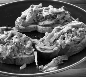 Creamy Mushroom Bruschetta