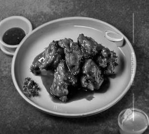 Chicken Wings In Indo Chilli Sauce