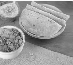 Matar Paneer + 2 Missi Ki Roti + Salad + Sweet + Salad