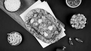 Sourdough Tandoori Paneer Nanza