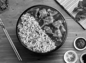 Chilli Paneer With Veg Hakka Noodles / Veg Fried Rice