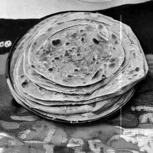 Green Mirch Paratha