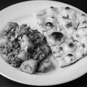 Aloo Jeera Half with Plain Naan 1 pcs 