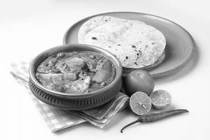 Chappathi with chicken curry