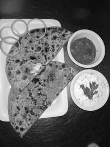 Pyaz Paratha + Pickles