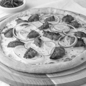 Chicken Tikka Pizza