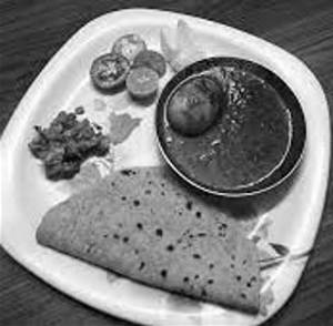 Chappathi (3 Pcs) + Egg Masala