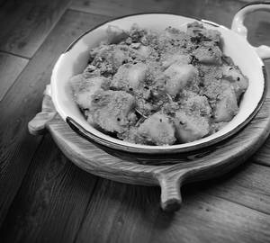 Aloo posto [1 plate]