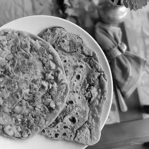 1 Gobi Paratha + 1 Mixed Paratha
