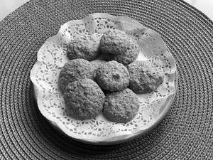 Almond Macroons [60 Grams]