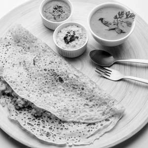 Rava paneer dosa