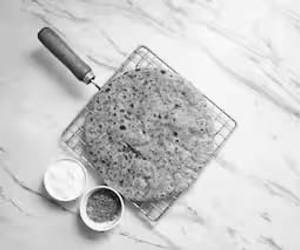 2 Paneer Paratha with Curd and Butter