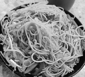 Veg Hakka Noodles