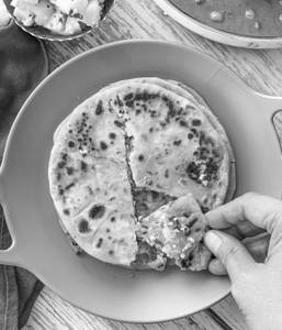 Paneer Pyaz Mix Paratha