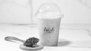Chikoo Gulkand Milkshake