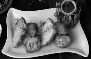 Stuffed Tandoori Aloo - 6 Pcs