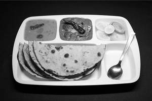 Kadhai Paneer With Tandoori Roti