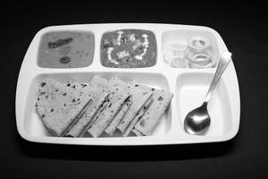 Paneer Butter Masala With 5 Phulka