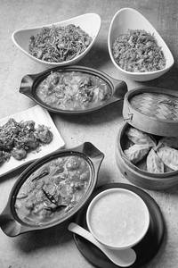 Family Special Veg Meal Box[Serves 3-4]