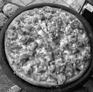 Tandoori Chicken Pizza