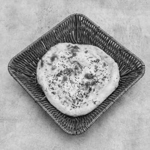 Khamiri Naan