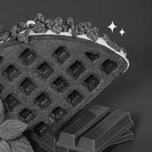 Mint Oreo Crunch Waffle Sandwich