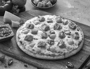 Peppy Paneer Pizza