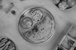 Sattu Ka Paratha+ Chokha