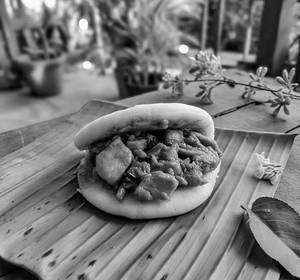 Bun Parotta(2pc) + Chicken Maharani