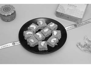 Akhrot Barfi