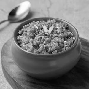 Dheeraj Vaishno Dhaba Special Gajar Halwa