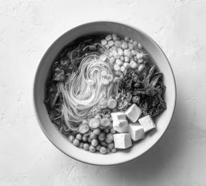 Chilli Garlic Paneer Broth Noodles - Classic